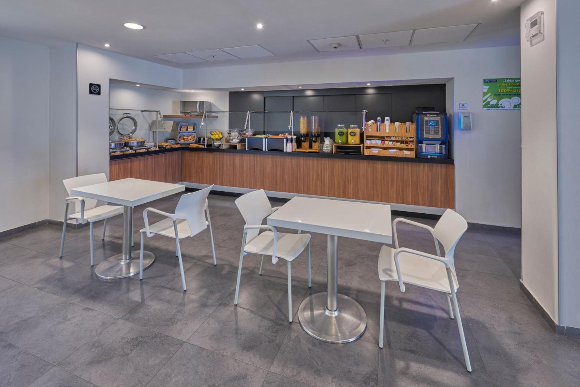 City Express By Marriott Salamanca Extérieur photo