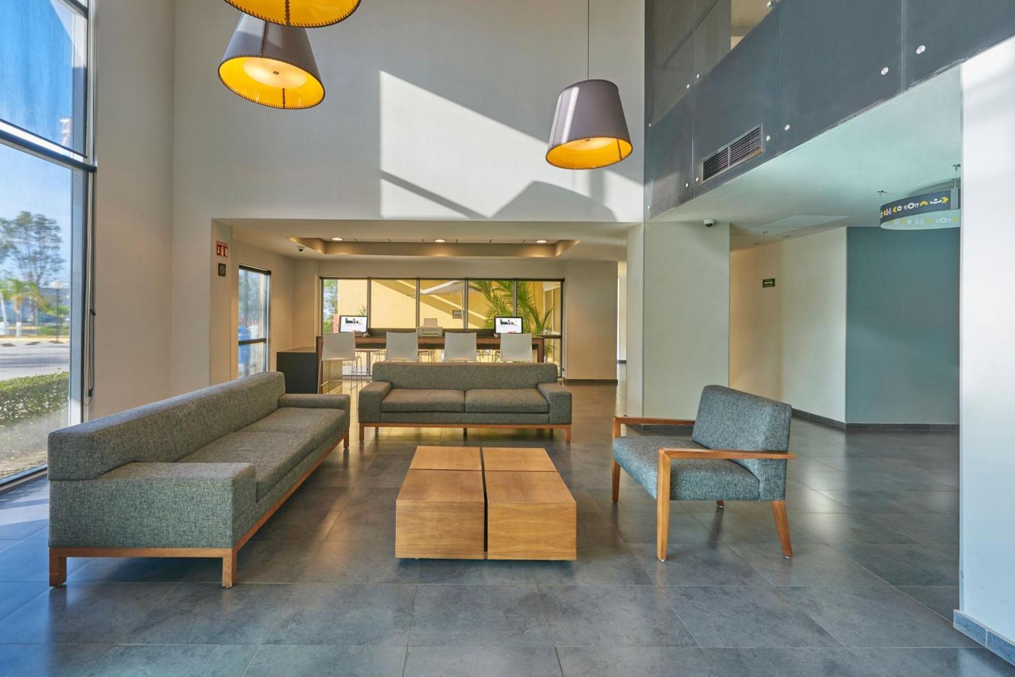 City Express By Marriott Salamanca Extérieur photo