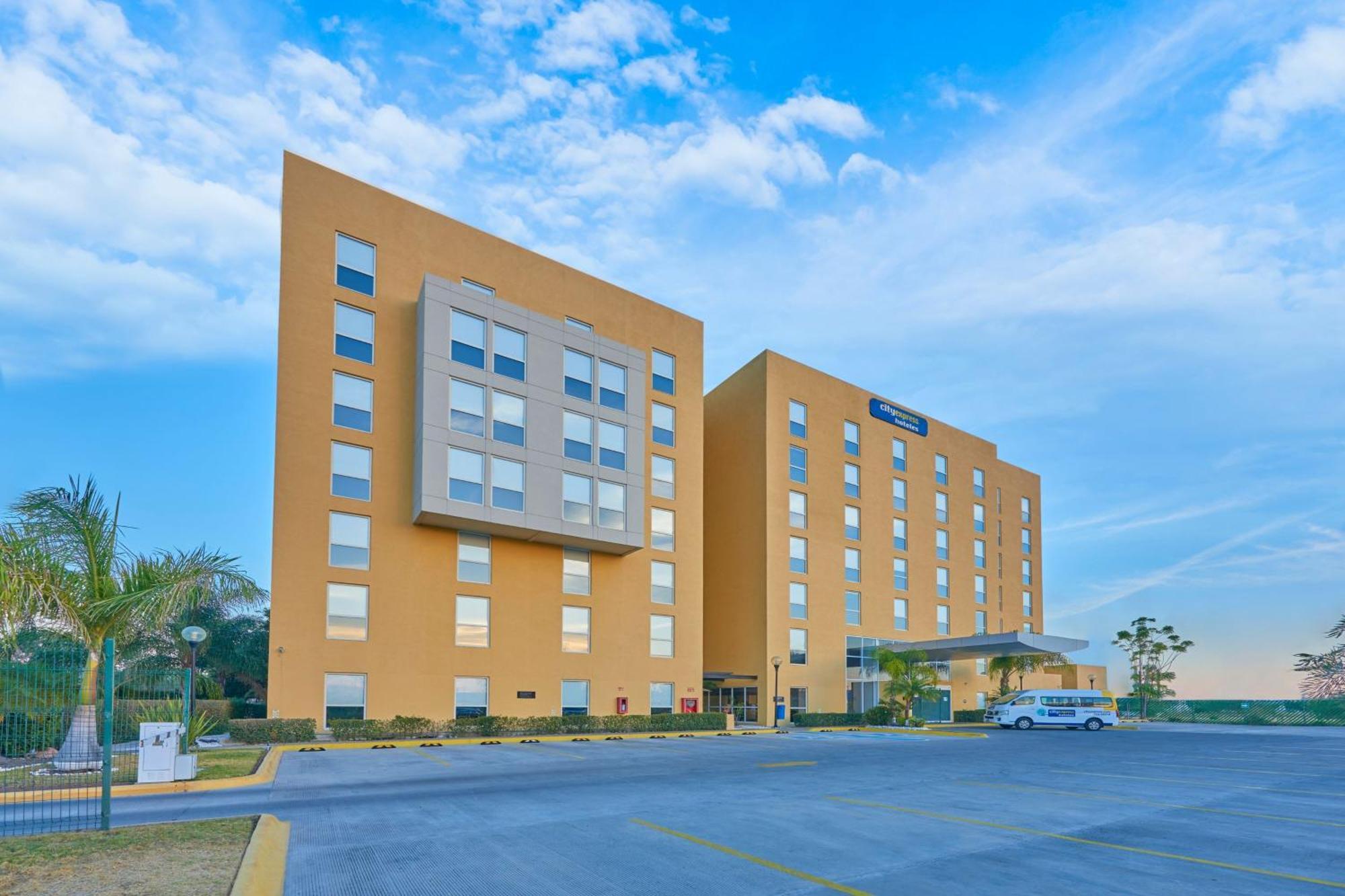 City Express By Marriott Salamanca Extérieur photo