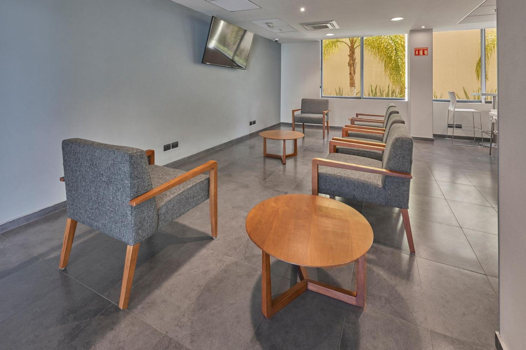 City Express By Marriott Salamanca Extérieur photo