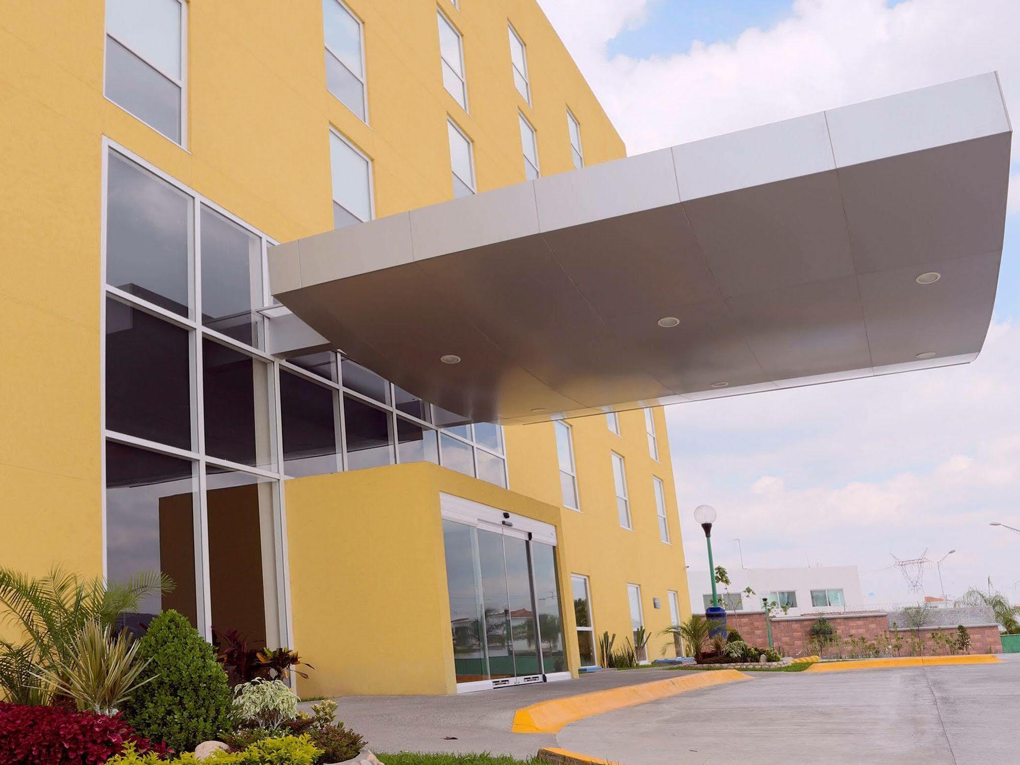 City Express By Marriott Salamanca Extérieur photo